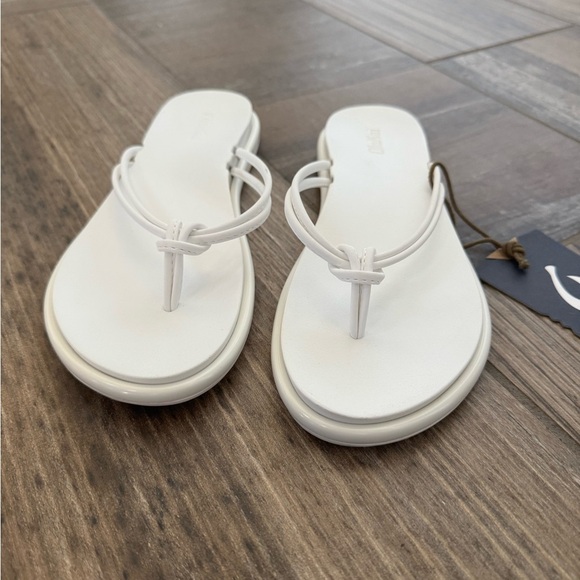 OLUKAI Aka Women’s sandals size 8 - Picture 3 of 7